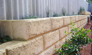 LIMESTONE BLOCK RETAINING WALLS